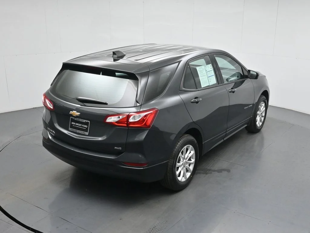 Used 2019 Gray Chevrolet LS image 41