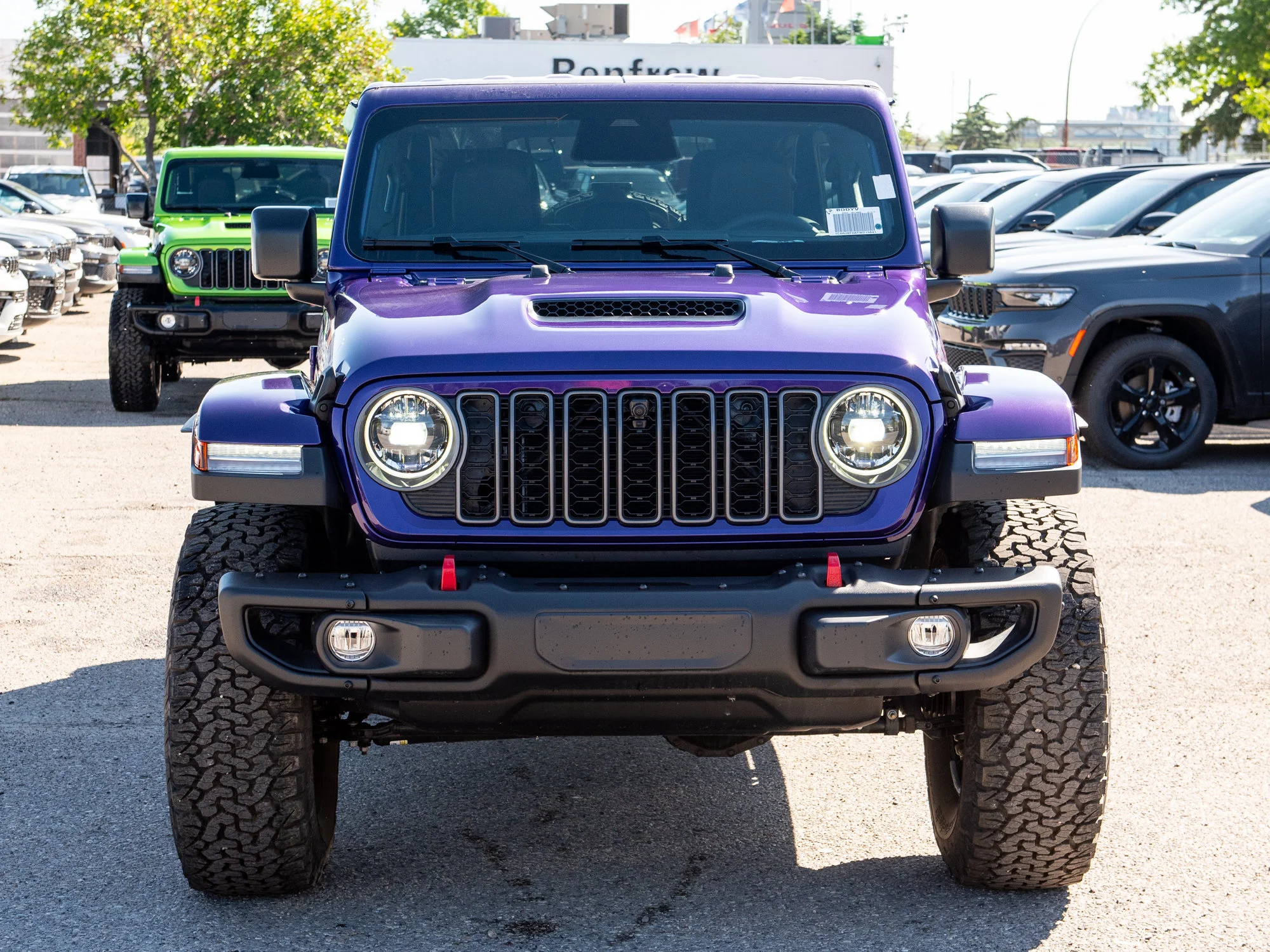 New 2026 reign Jeep Rubicon X* 4 Door 4x4, 35 Inch Tires, Steel Bumpers, Nappa Leather image 7