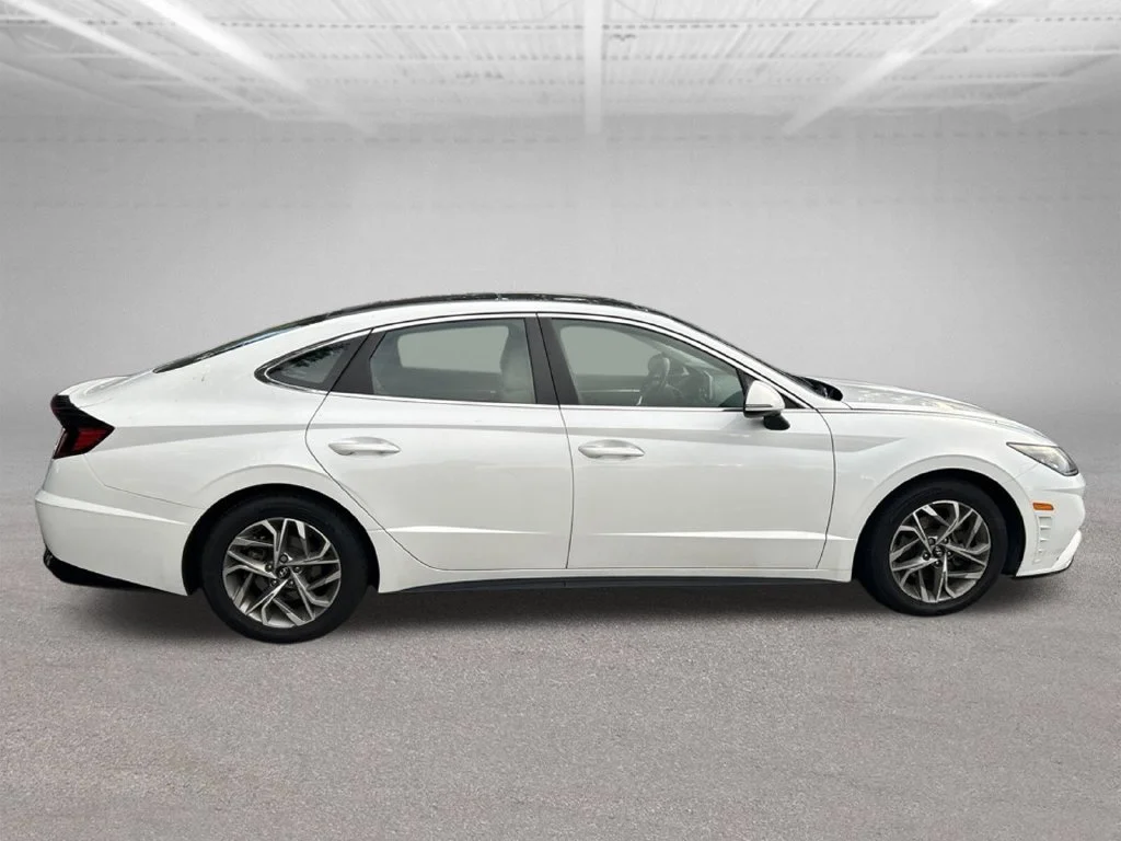 Used 2021 Gray Hyundai SEL image 6