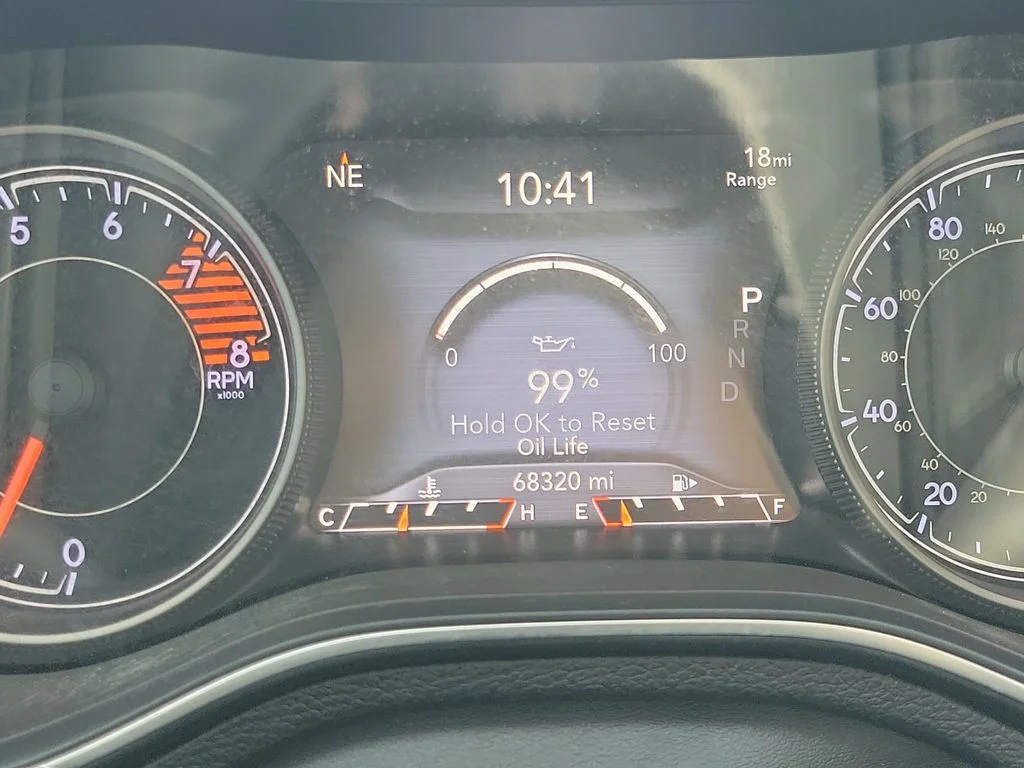 Used 2019 Gray Jeep Limited image 22