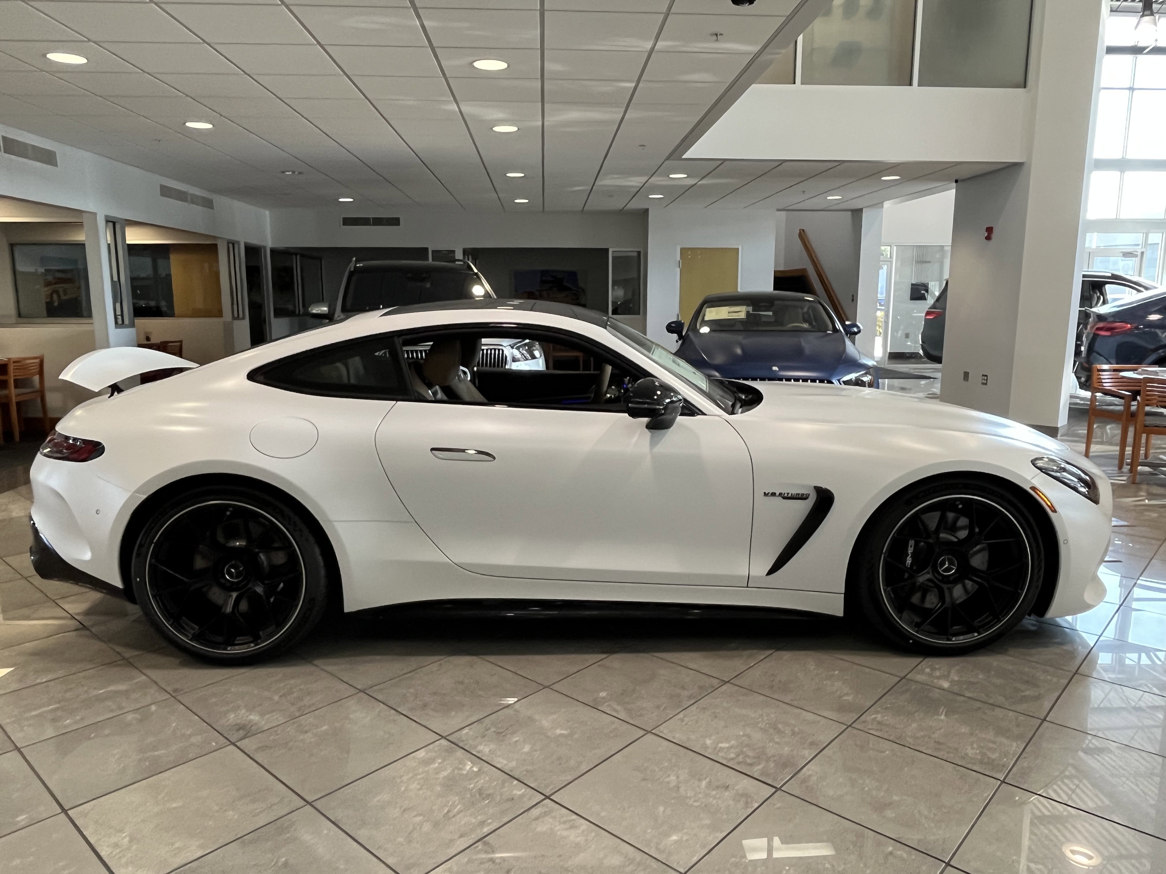 New 2026 MANUFAKTUR Moonlight White Magno Mercedes-Benz AMG® GT 55 image 6
