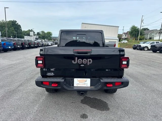 New 2026 Black Clear-Coat Exterior Paint Jeep Rubicon image 6