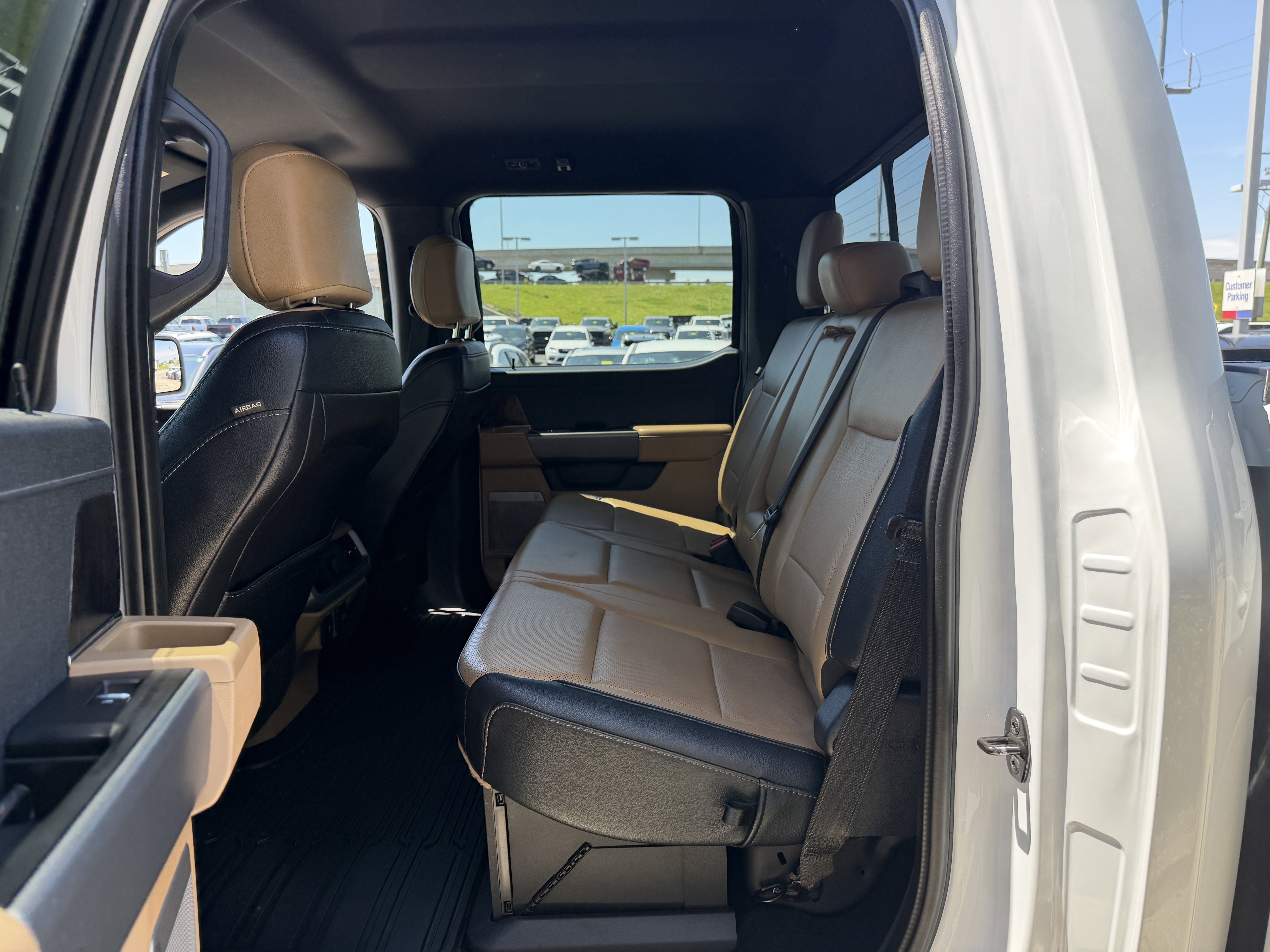 Used 2023 Oxford White Ford LARIAT image 28