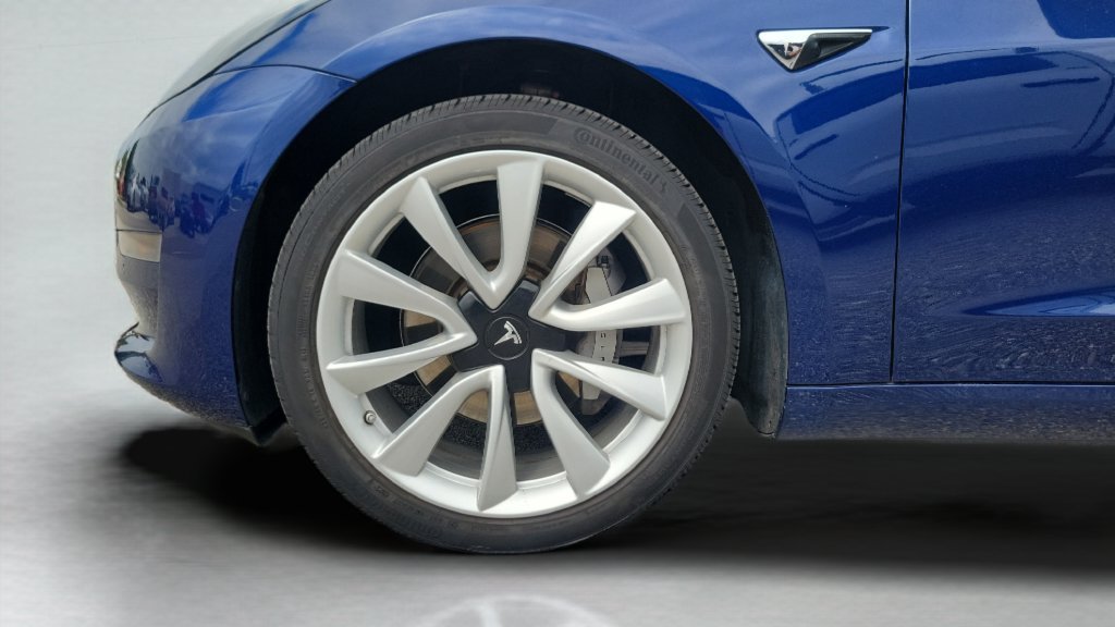 Used 2018 Tesla Model 3 Long Range with VIN 5YJ3E1EA5JF031236 for sale in Bradenton, FL