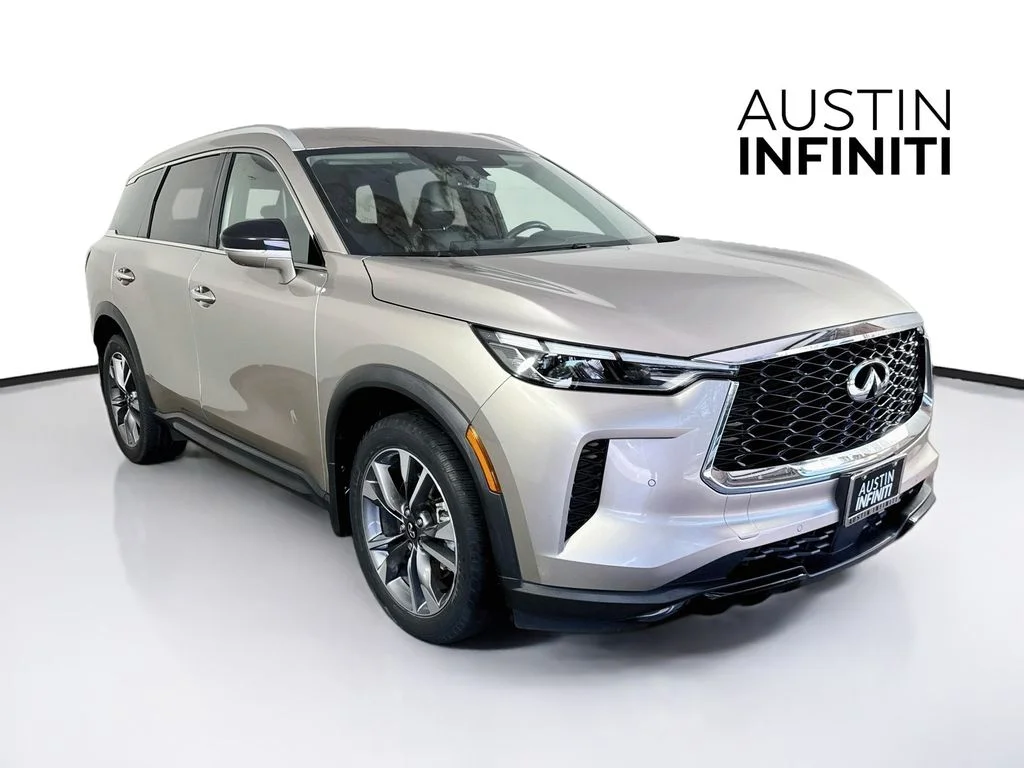 Certified Used 2023 Silver INFINITI LUXE image 1