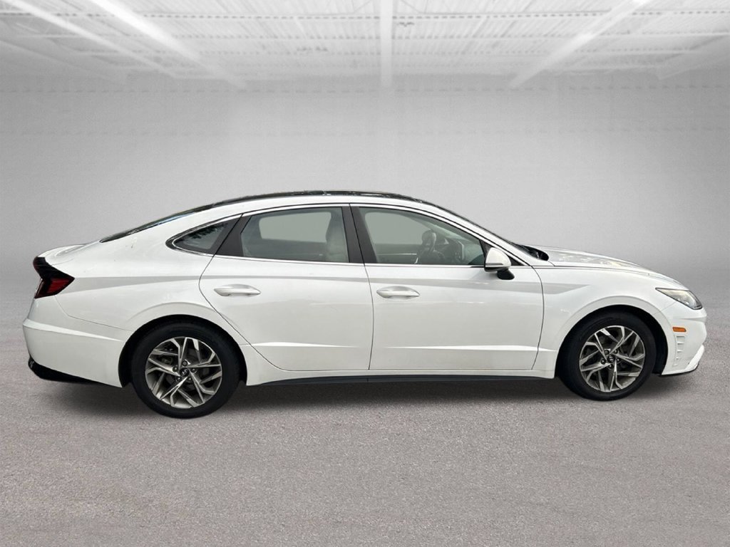 Used 2021 Gray Hyundai SEL image 6