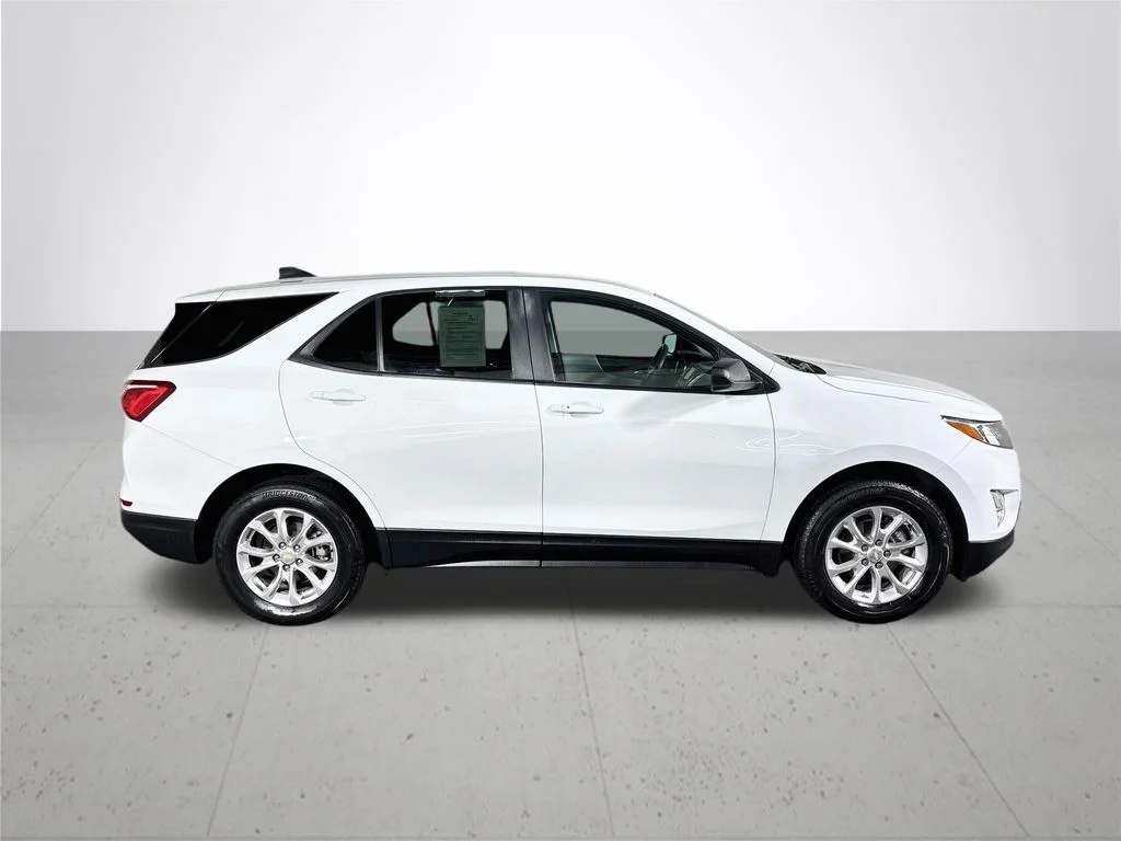Used 2021 White Chevrolet LS image 5