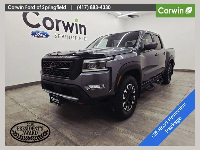 2022 Nissan Frontier PRO-4X Crew Cab 4X4's photo