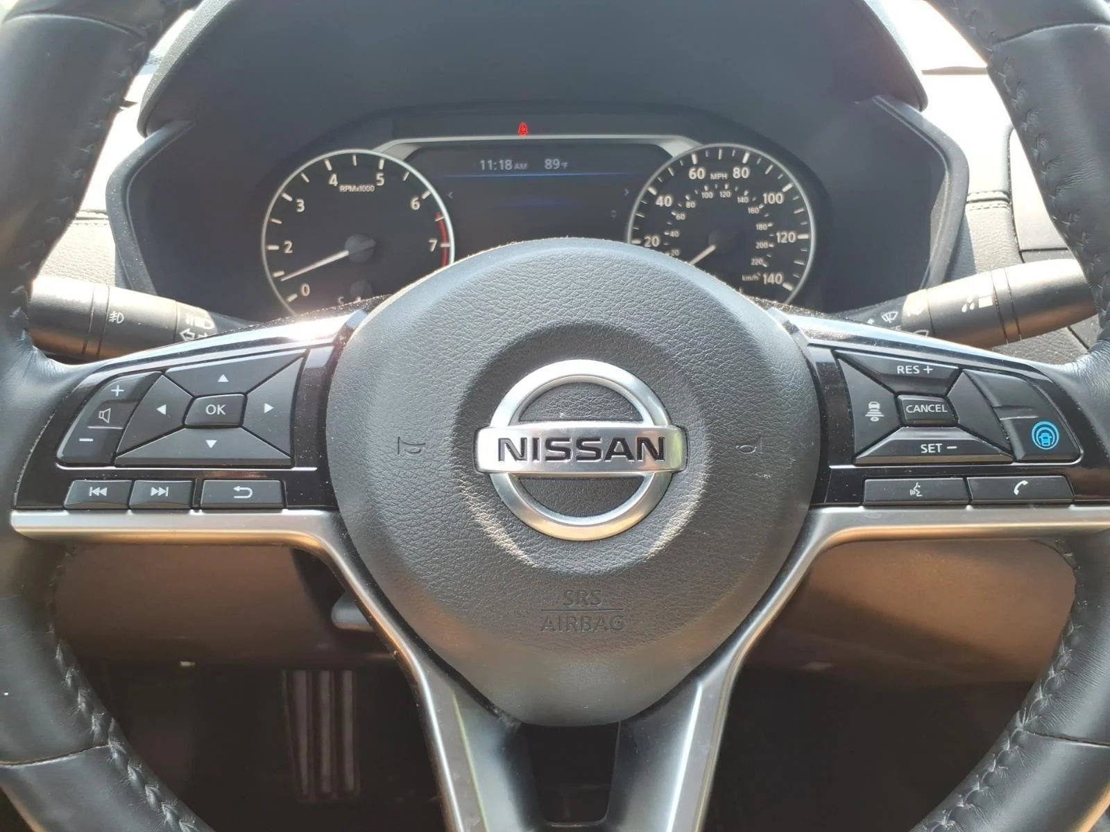Used 2019 Super Black Nissan 2.5 SV image 15