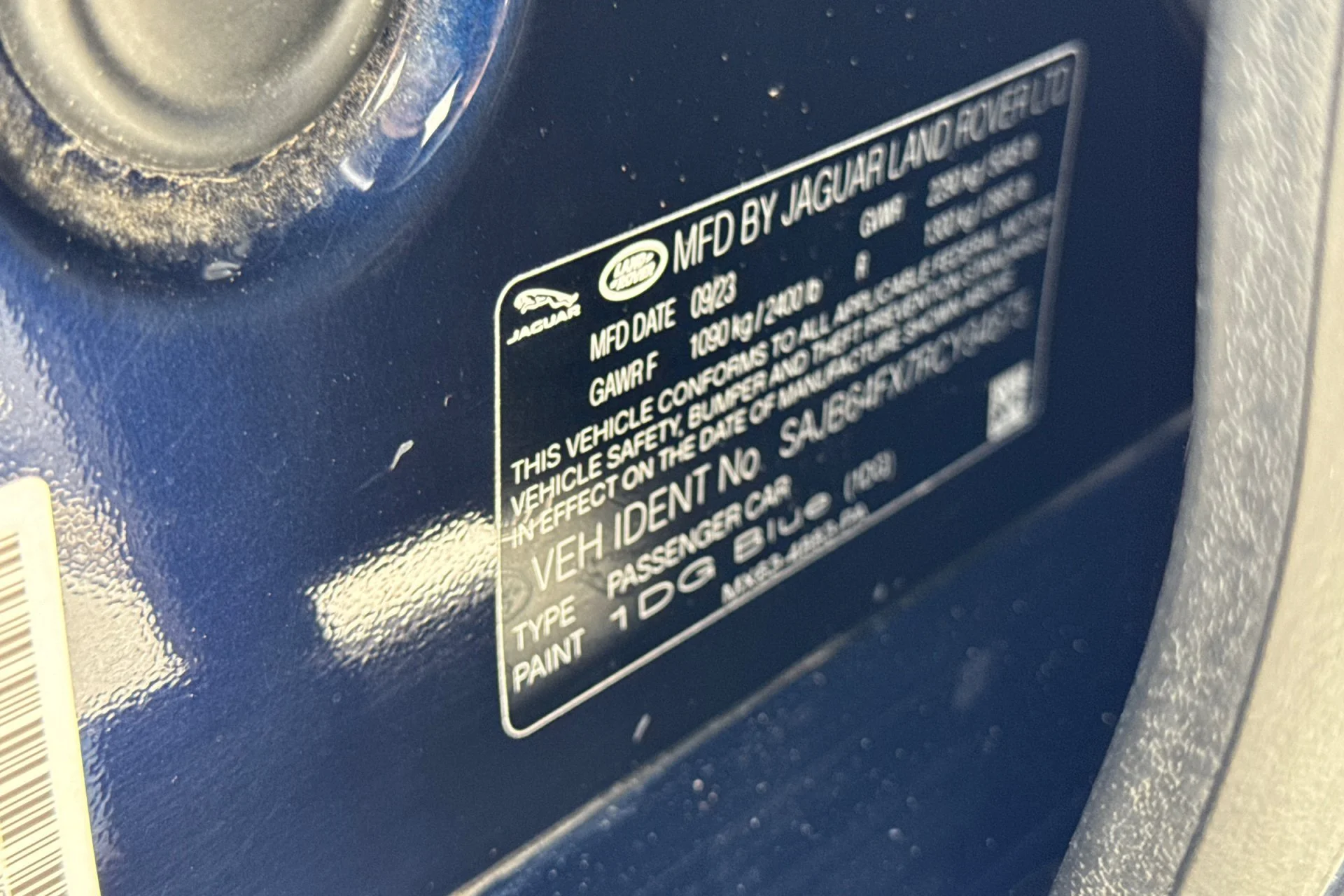 Used 2024 Portofino Blue Jaguar R-Dynamic SE image 29