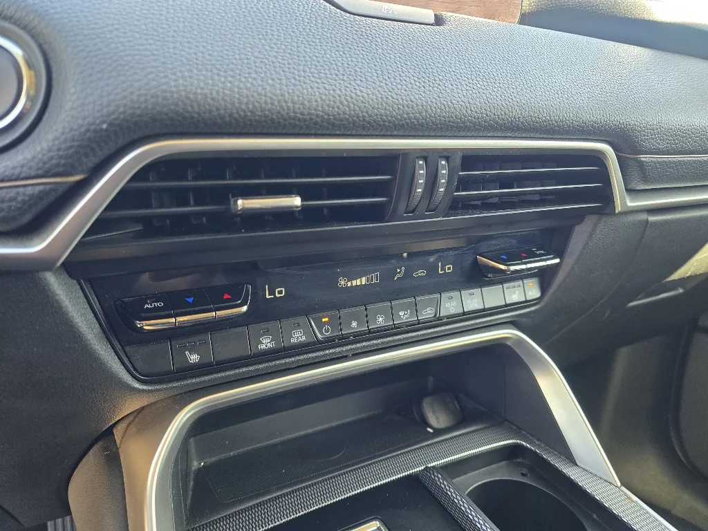 Used 2024 Machine Gray Metallic Mazda 3.3 Turbo Preferred Plus image 21