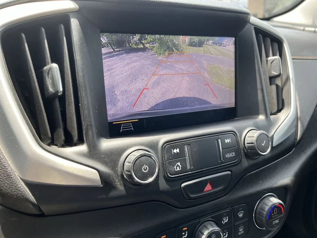 Used 2020 Gray GMC SLT image 16