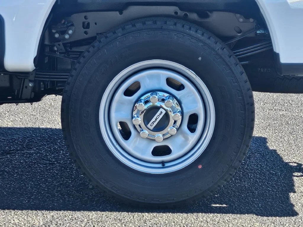 New 2027 White Ford XL image 14