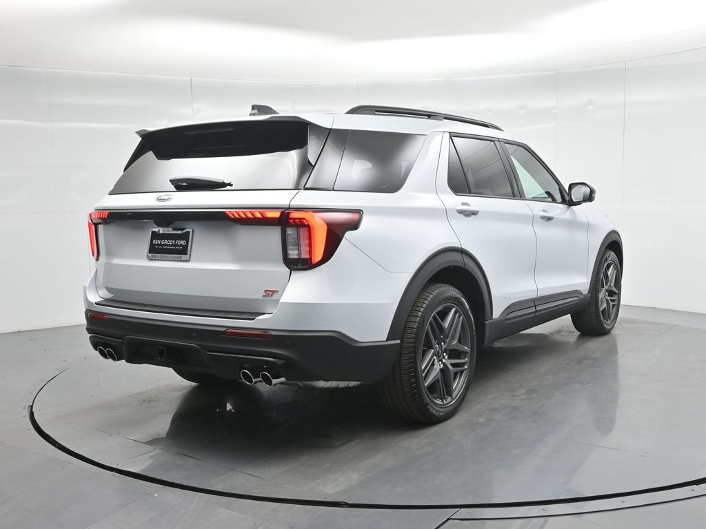 New 2026 Space White Metallic Ford ST image 5