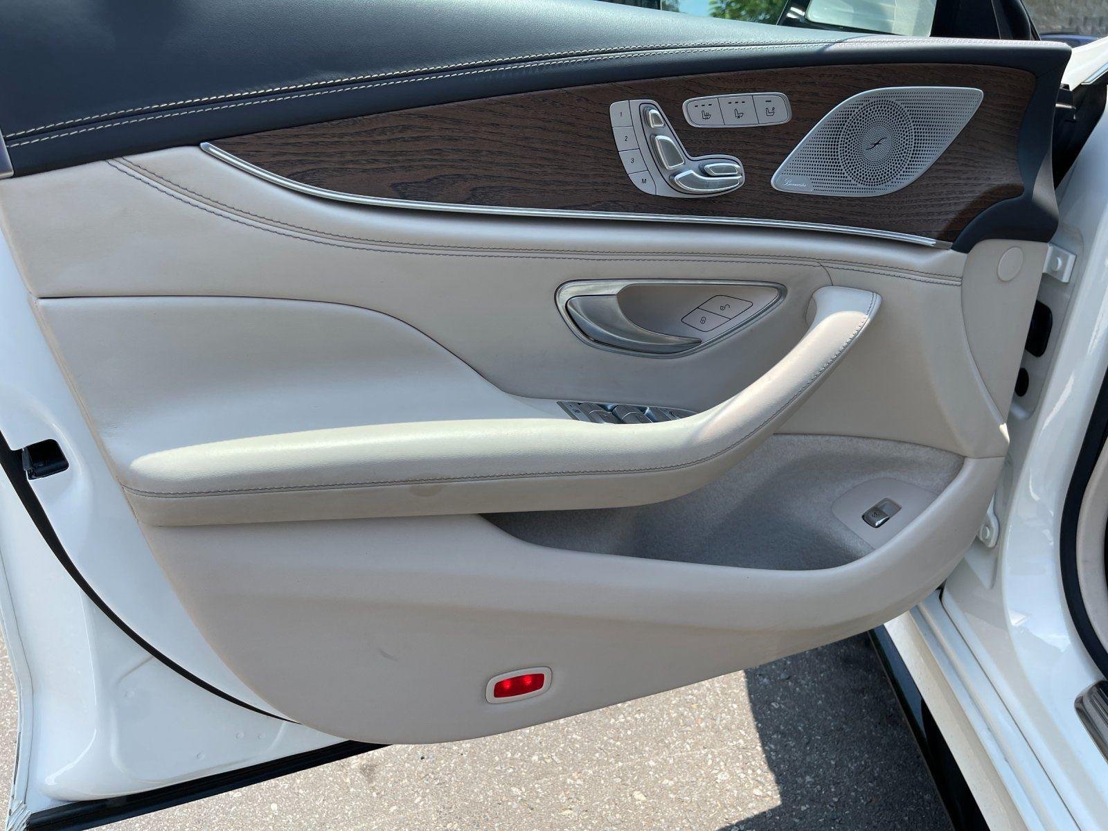 Used 2021 designo Diamond White Metallic Mercedes-Benz AMG® GT 63 image 13