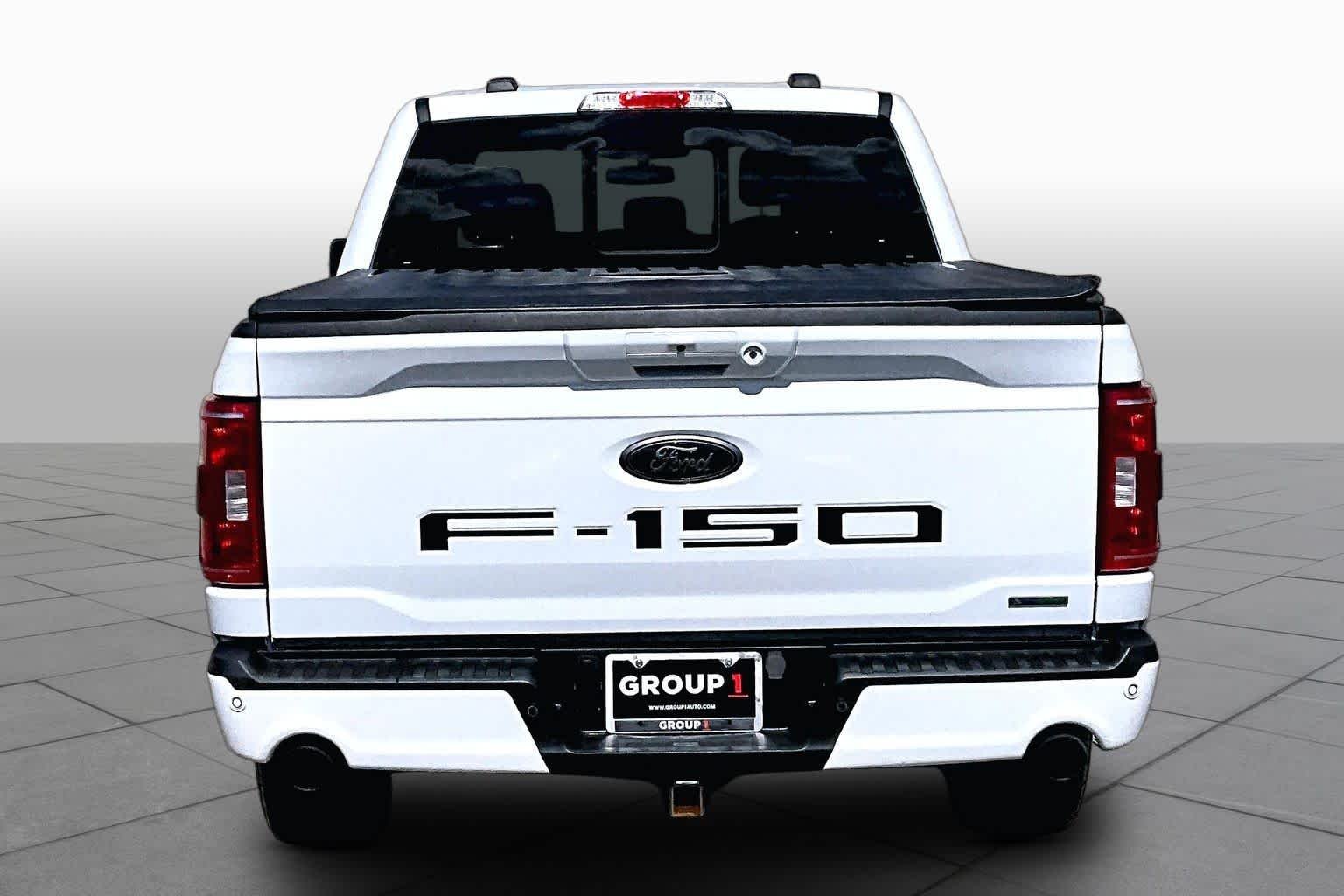 Used 2023 Oxford White Ford XLT image 5