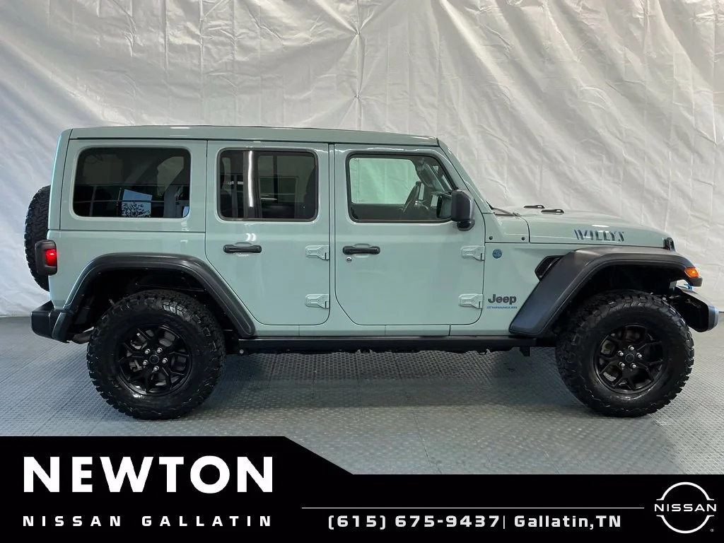 Used 2024 Earl Clearcoat Jeep Willys 4xe image 4