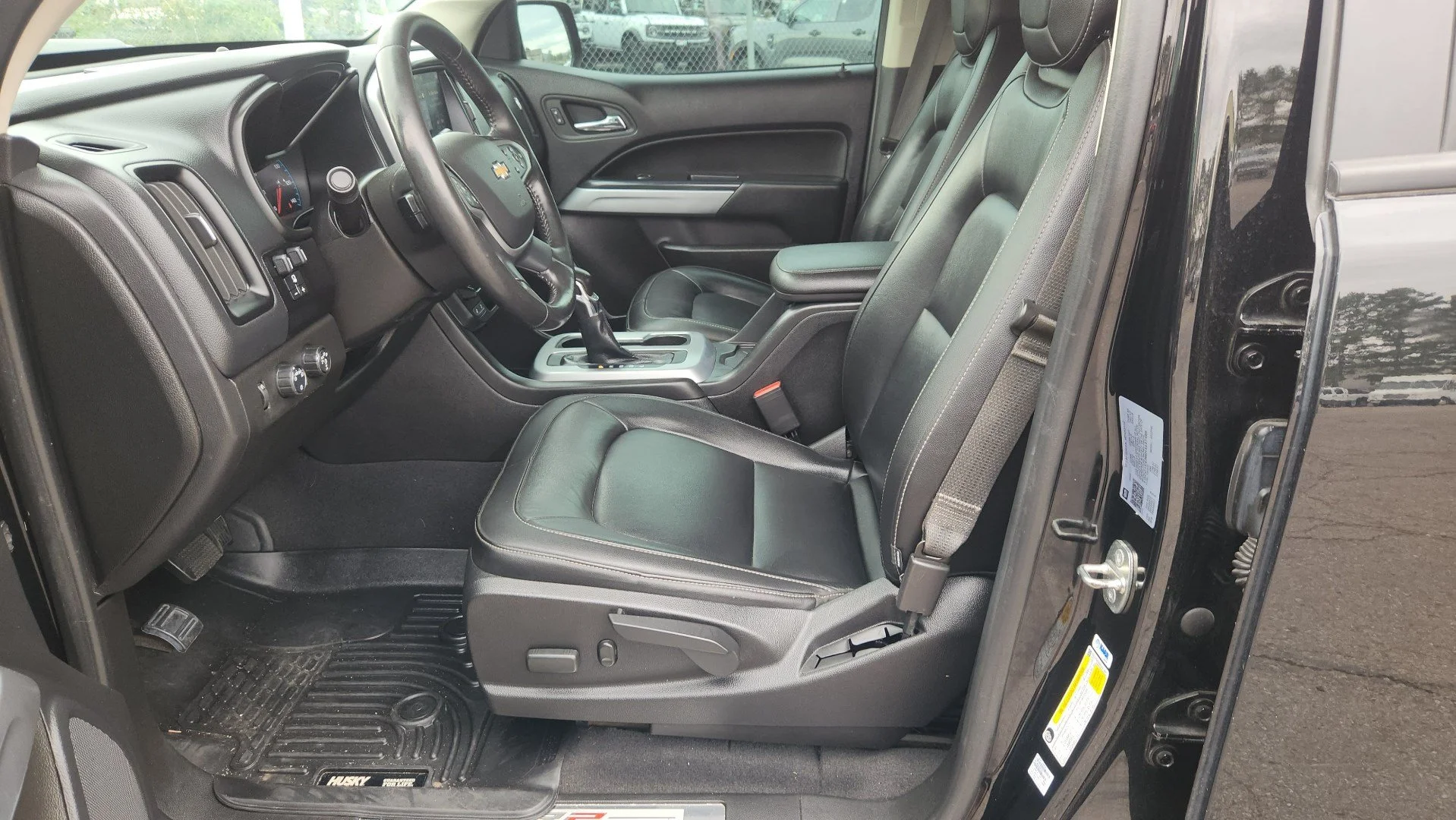 2022 Chevrolet Colorado ZR2 - Photo 17