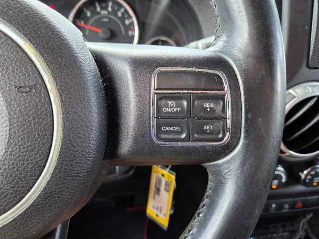 Used 2015 Red Jeep Unlimited Sahara image 30