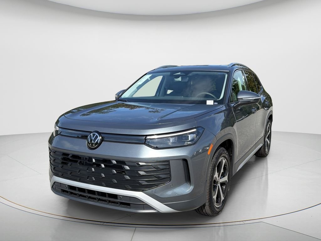 New 2026 Platinum Gray Metallic Volkswagen 2.0T SE image 1