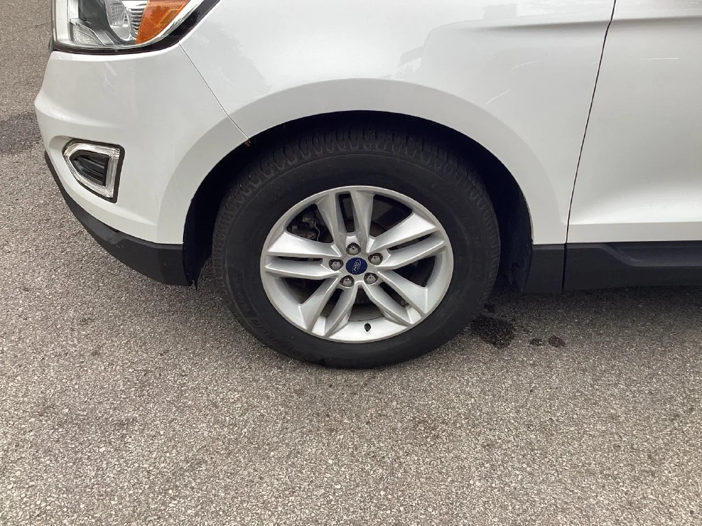 Used 2017 White Ford SEL image 27