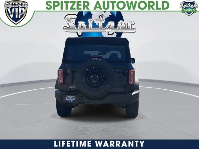 New 2026 Shadow Black Ford Outer Banks® image 8