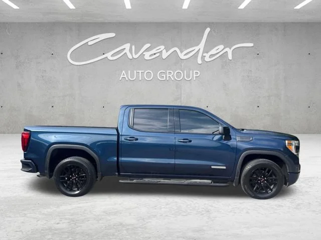 Used 2021 PACIFIC BLUE METALLIC GMC Elevation image 18
