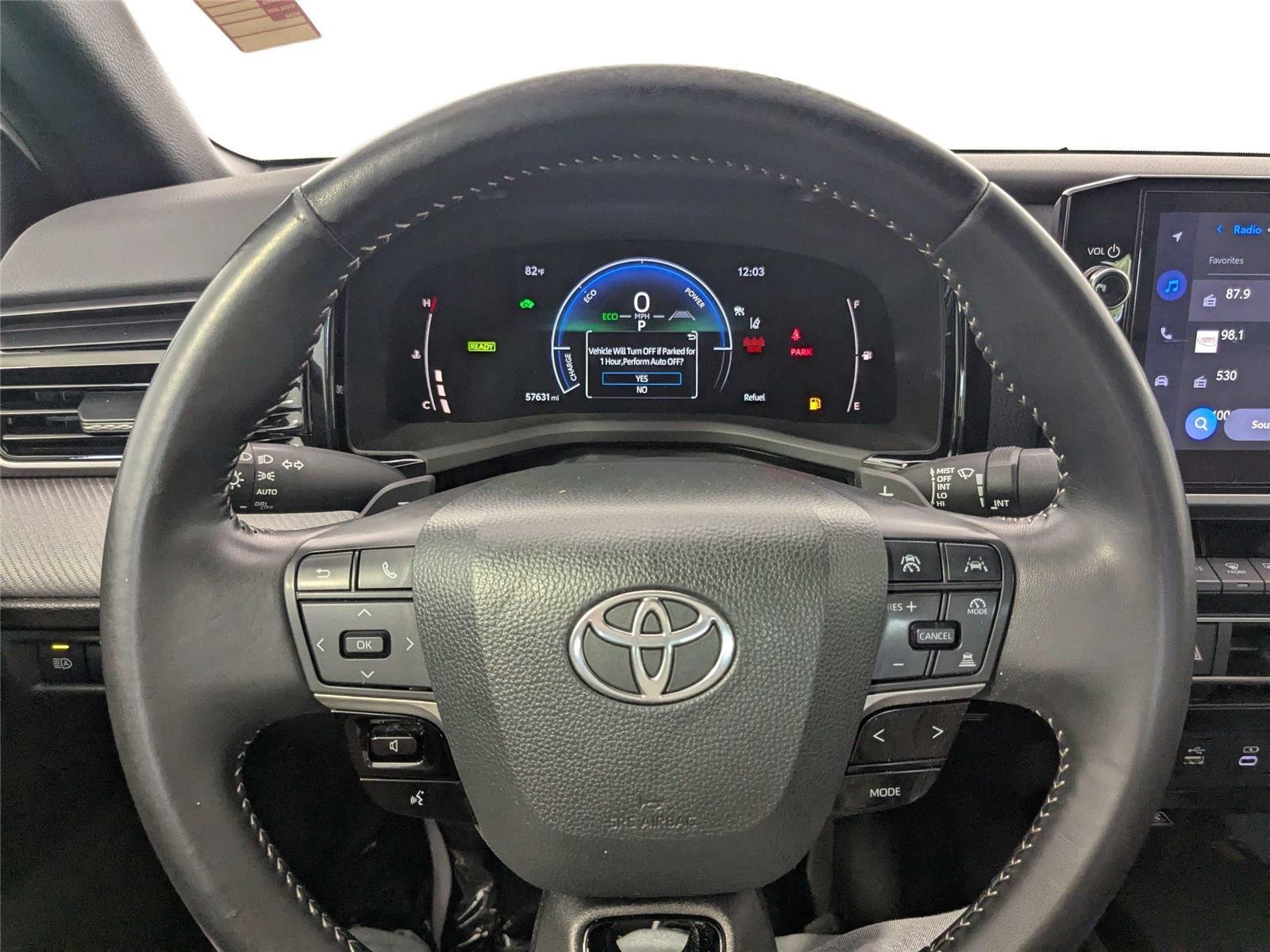 Used 2025 Ice Cap Toyota SE image 15