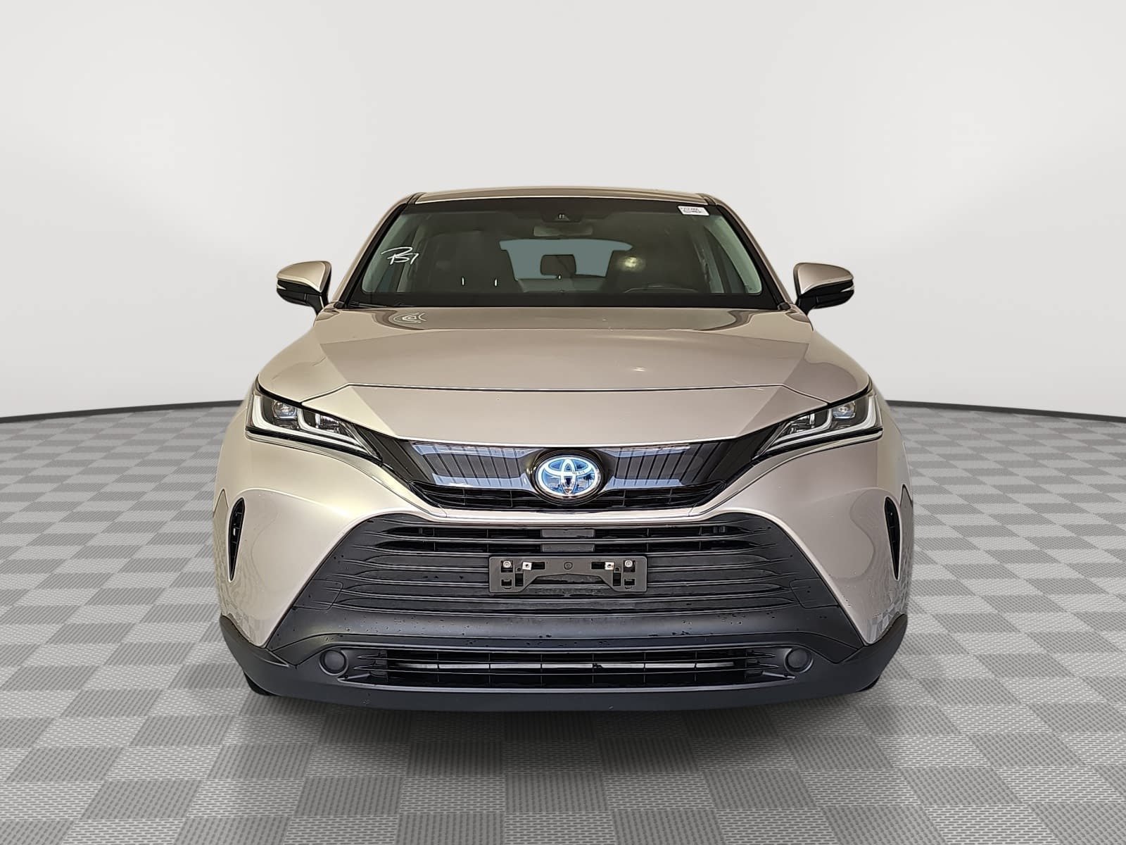 Used 2023 Silver Toyota LE image 3