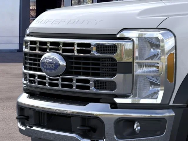 New 2026 Oxford White Ford XL image 17