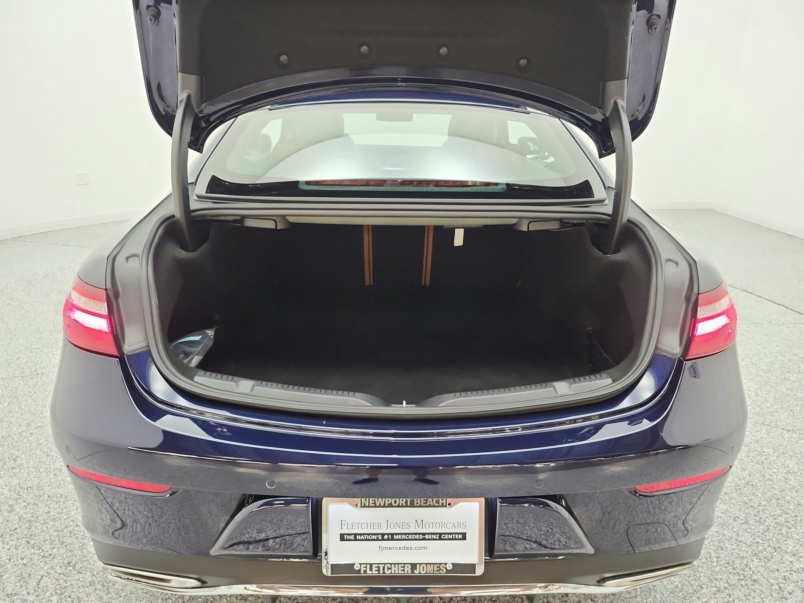 Used 2020 Lunar Blue Metallic Mercedes-Benz E 450 RWD Coupe image 18