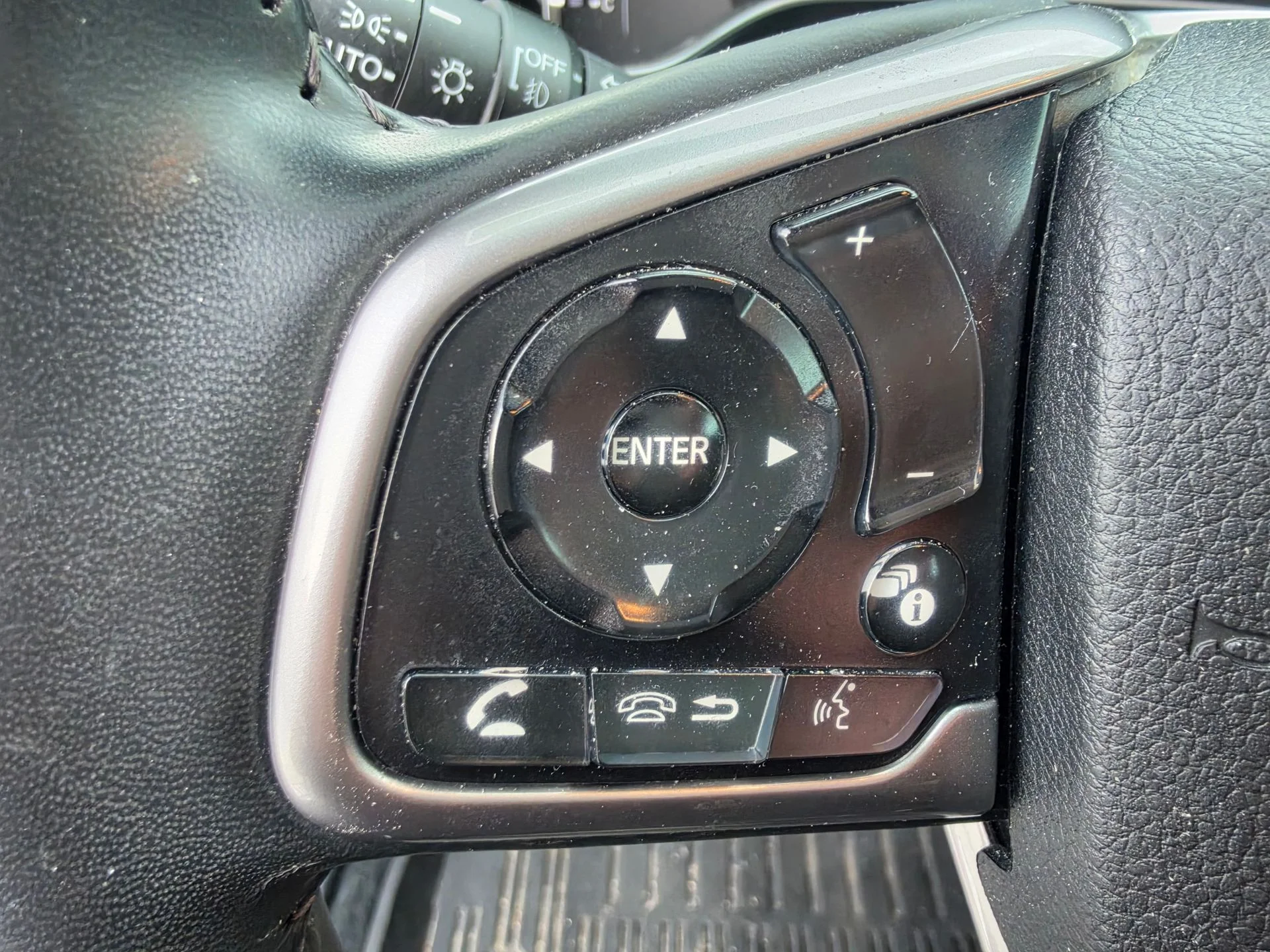 Used 2021  Honda EX-L image 18