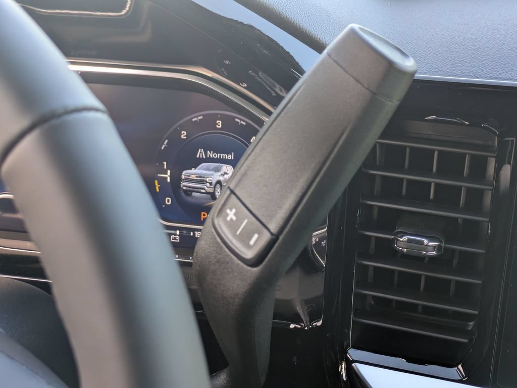 2025 Chevrolet Silverado 1500 LT - Photo 26