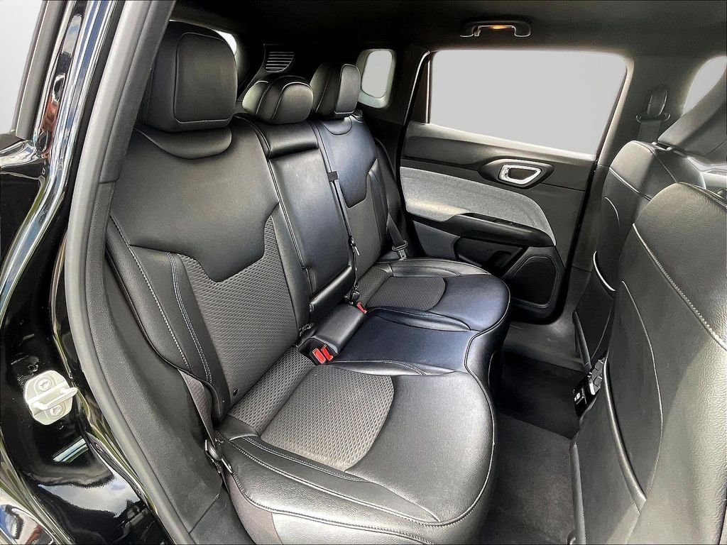 Used 2024 Black Jeep Latitude image 25