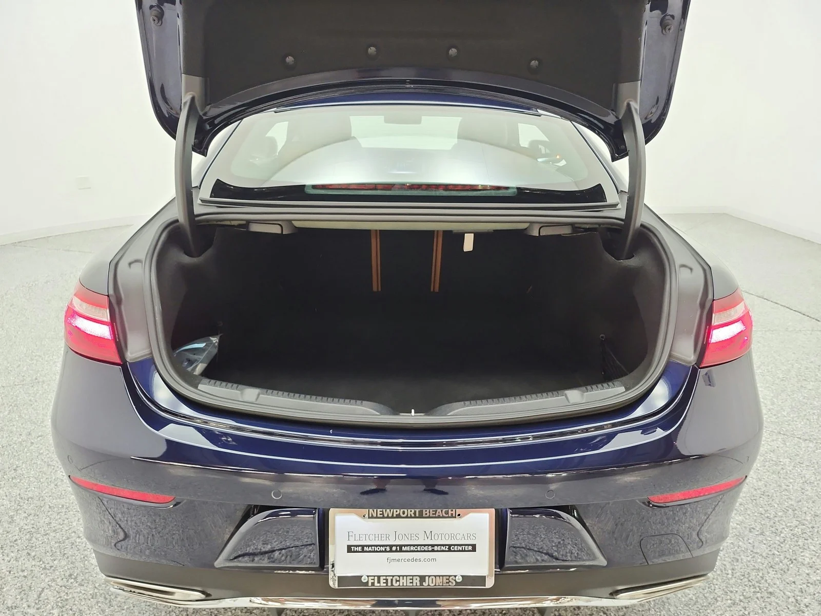 Used 2020 Lunar Blue Metallic Mercedes-Benz E 450 RWD Coupe image 18