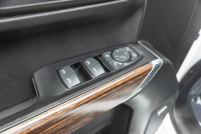 Used 2019 Beige Chevrolet High Country image 20