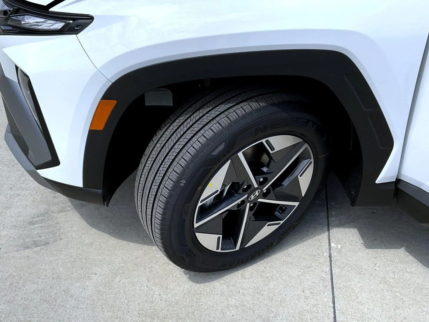 New 2026 White Hyundai SEL image 24