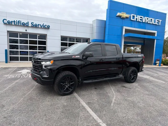 Used 2023 BLACK Chevrolet LT Trail Boss image 3