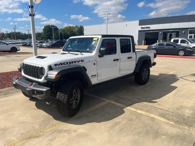 Used 2026 White Jeep Mojave image 1