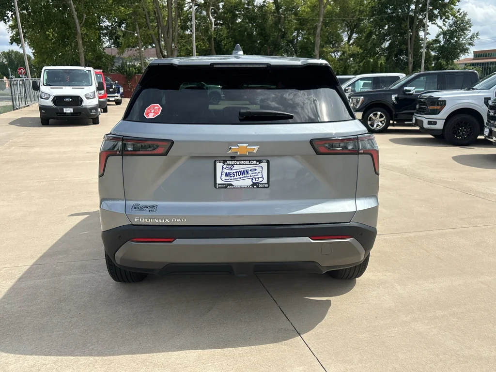 Used 2026 Sterling Gray Metallic Chevrolet AWD LT image 6