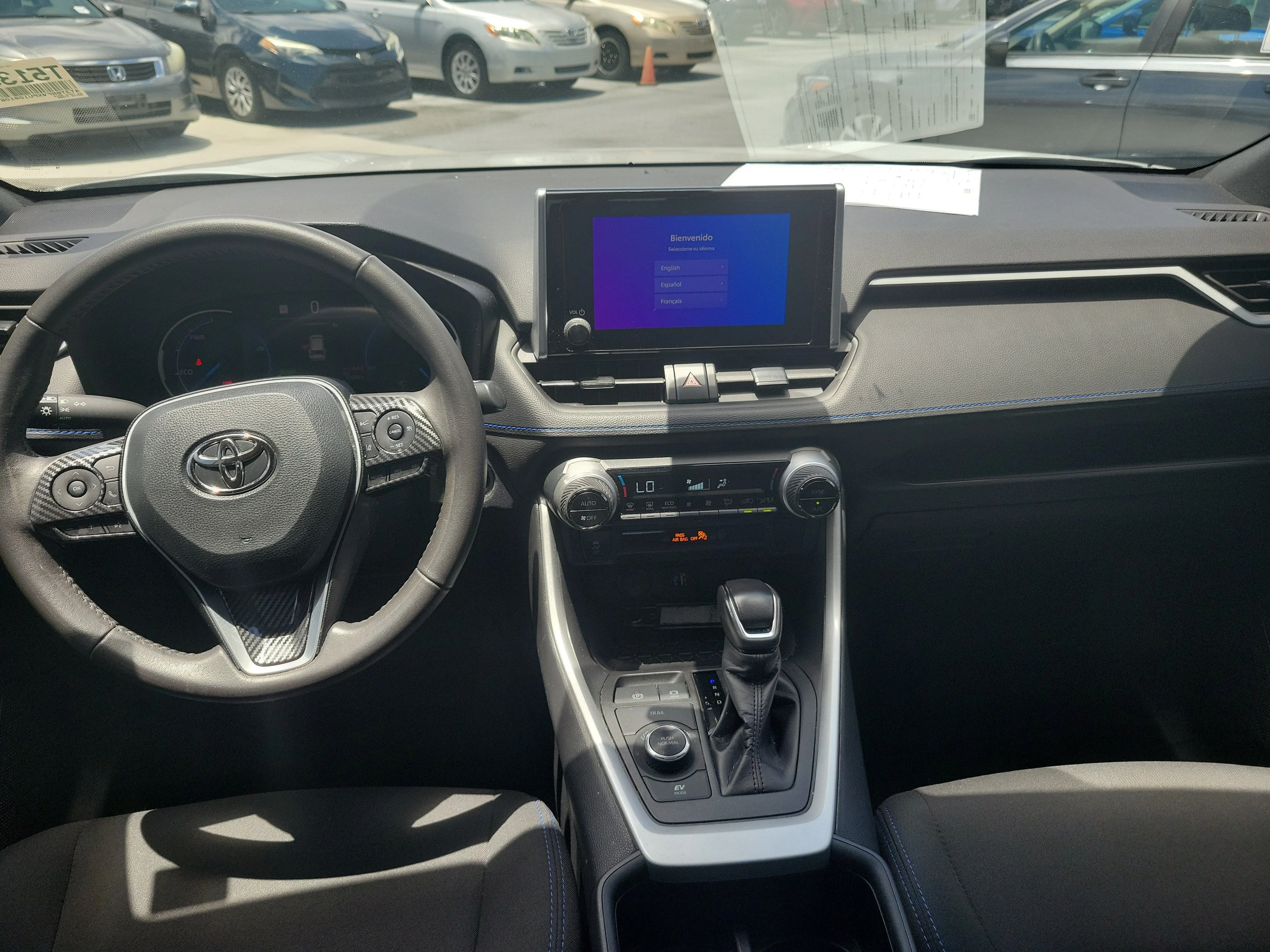 Used 2023 Pearl Toyota SE image 15
