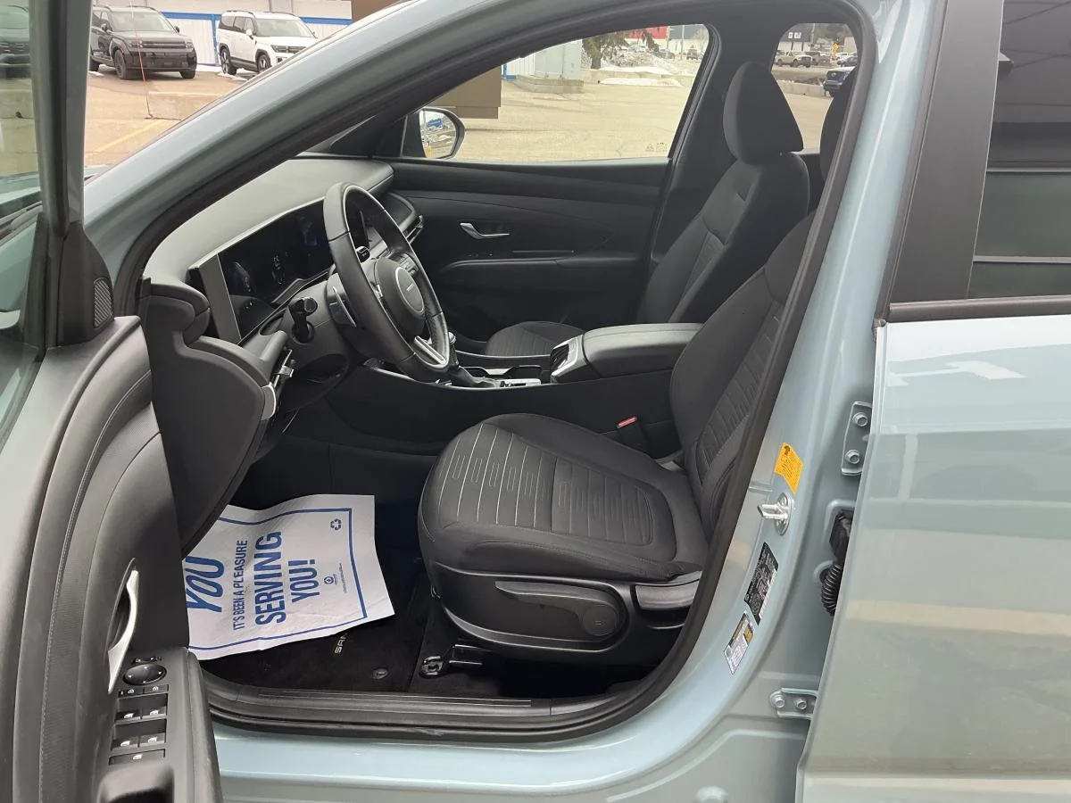 Used 2025 Blue Hyundai Preferred image 18
