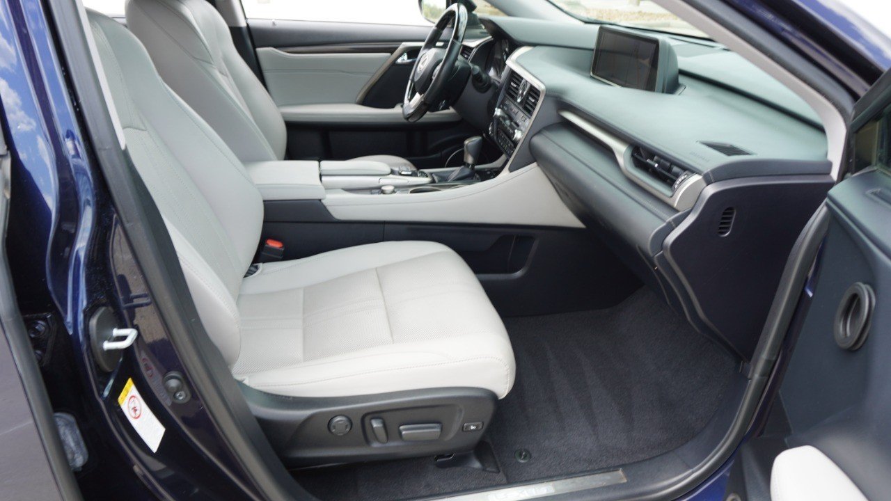 Used 2019 Blue Lexus RX 350L Luxury image 15