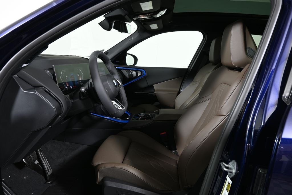 New 2026 Blue BMW 30 xDrive image 3
