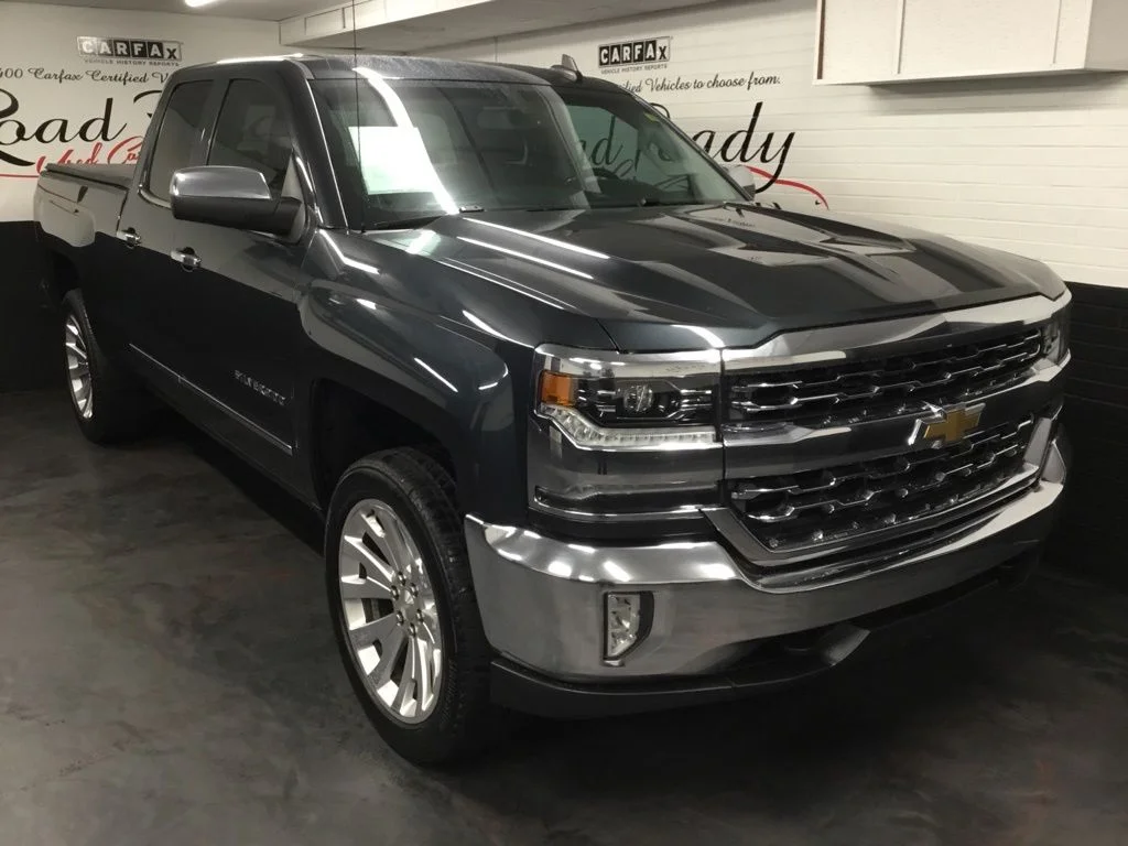 Used 2018 Gray Chevrolet LTZ image 2