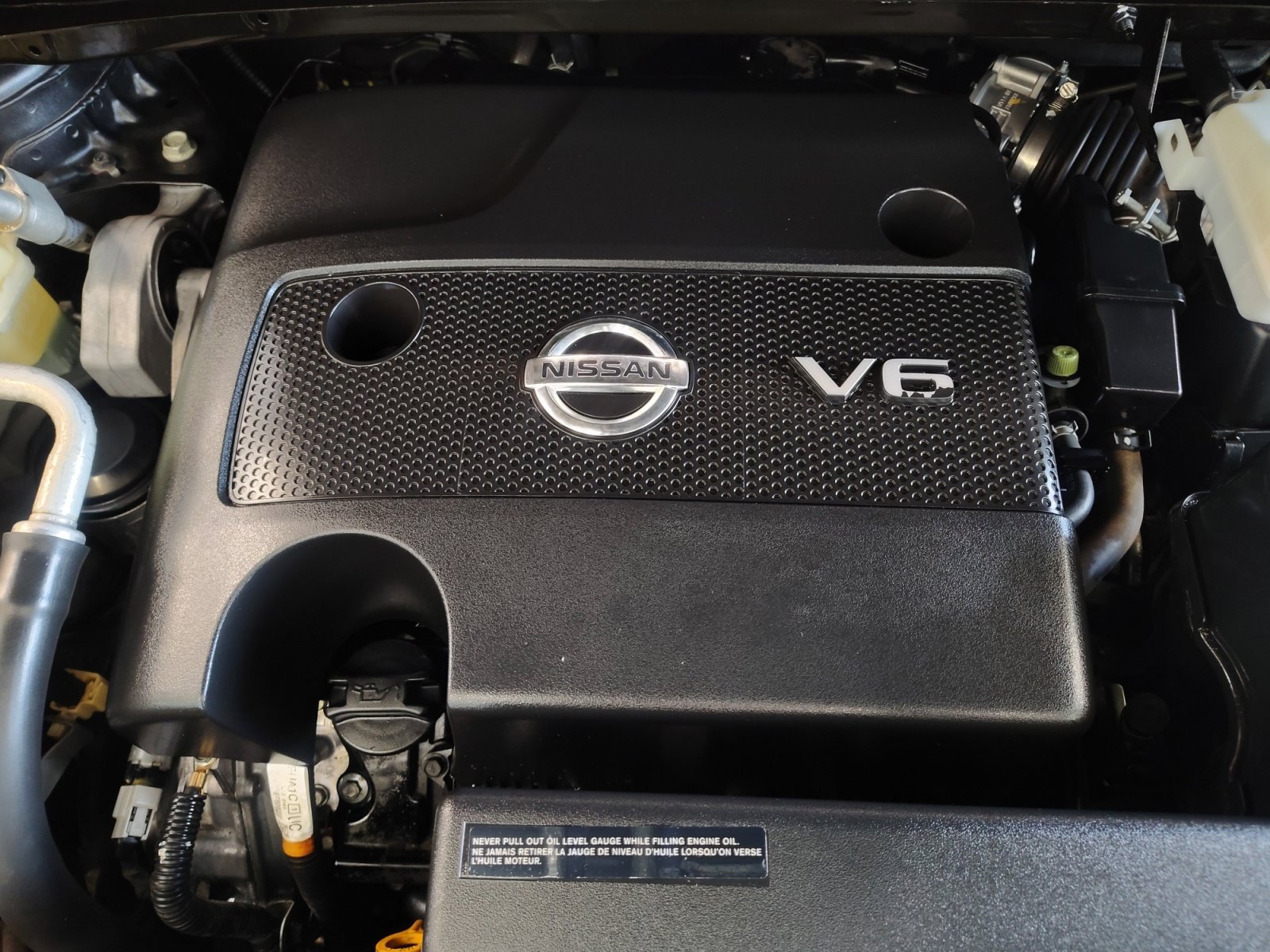 Used 2017 Gun Metallic Nissan SL image 30