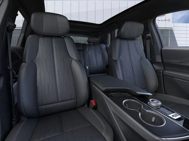 2026 Cadillac LYRIQ Luxury - Photo 16