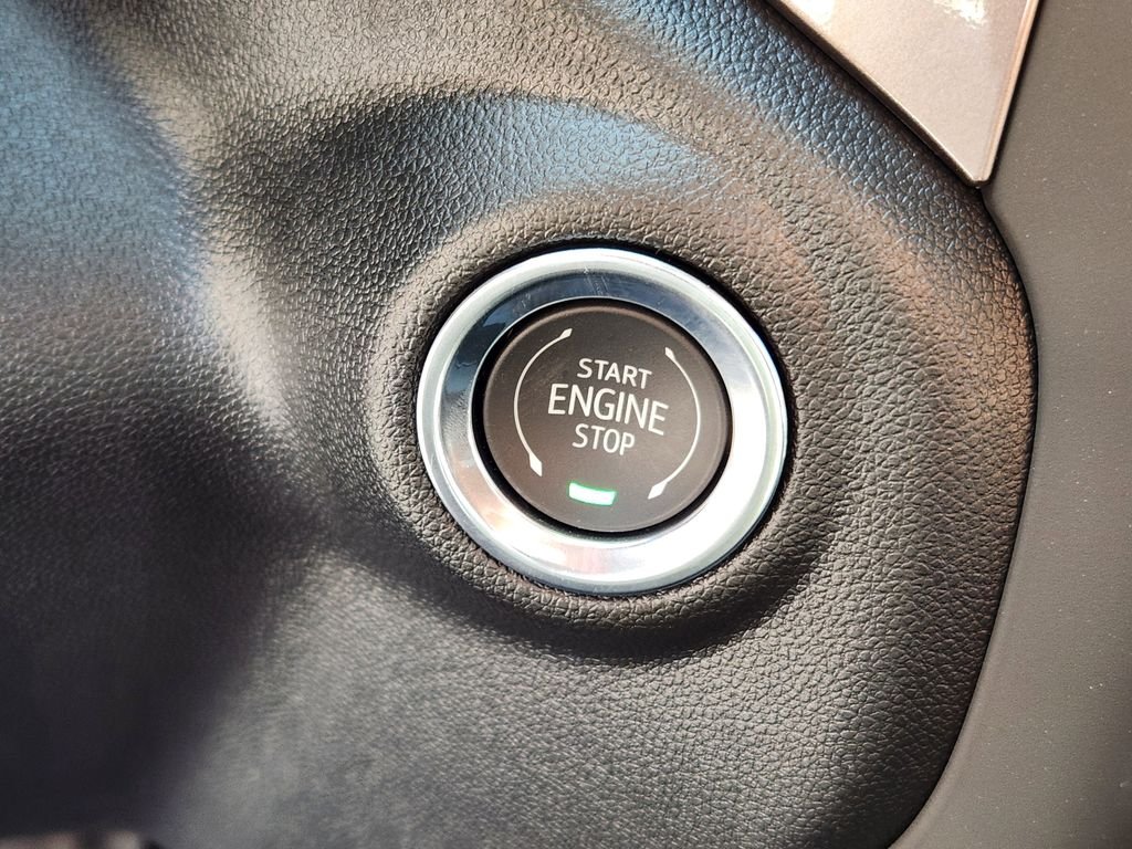 2025 GMC Sierra 3500HD Pro - Photo 13