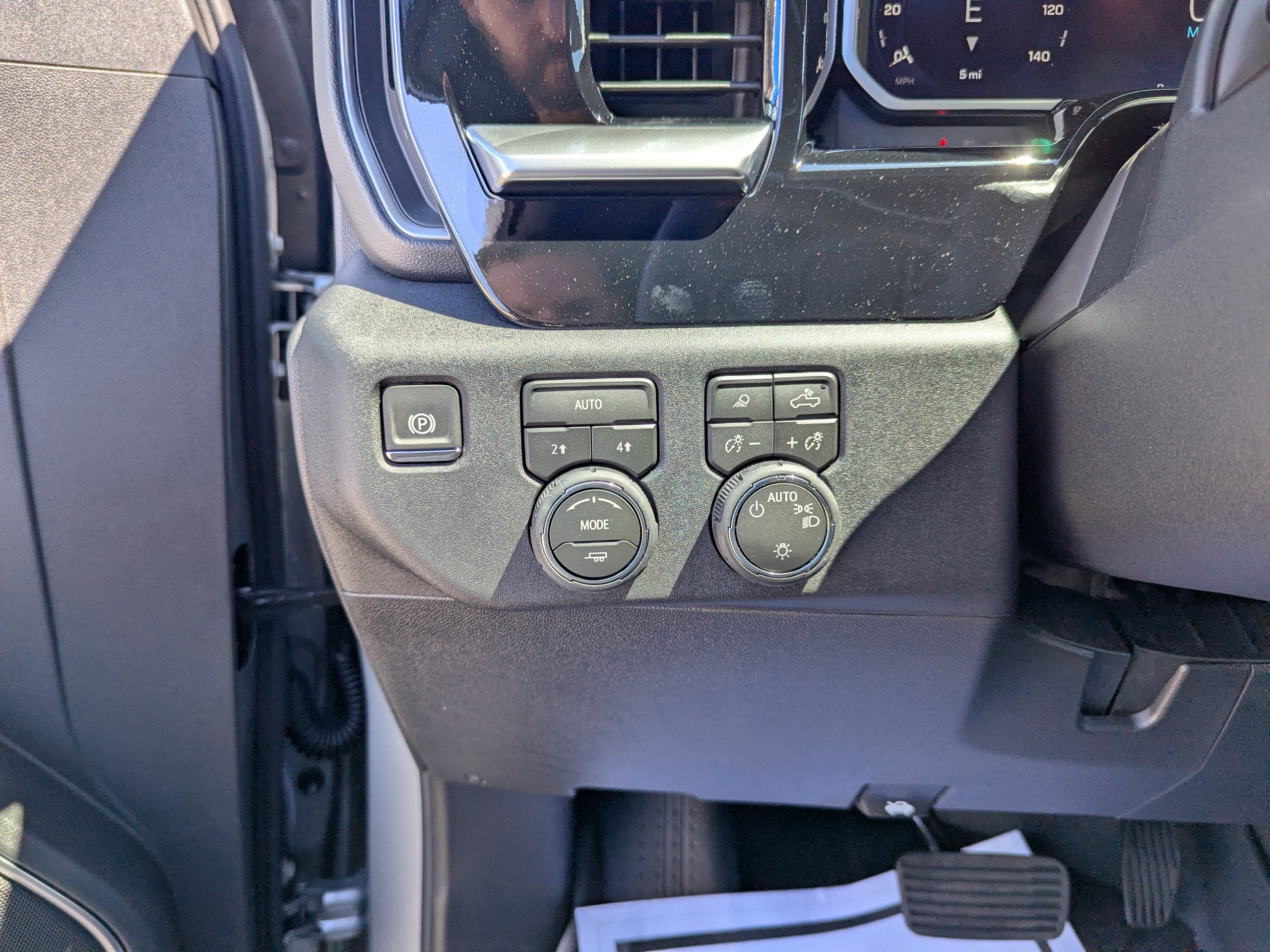 2026 Chevrolet Silverado 1500 LT - Photo 12