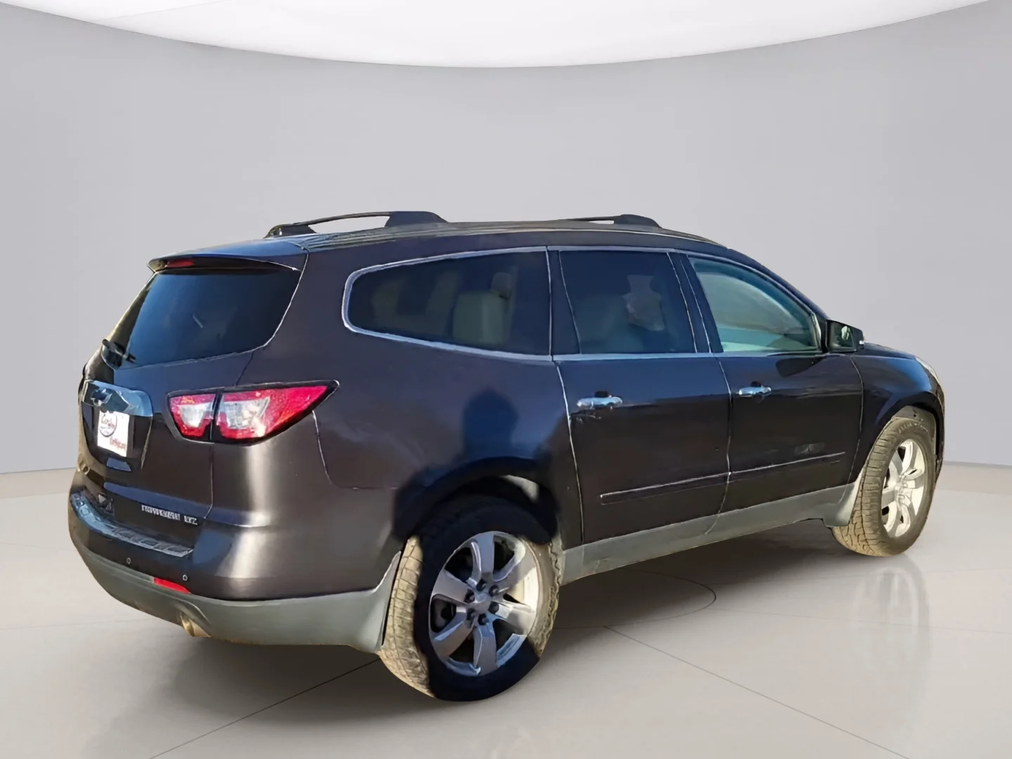 Used 2016 Gray Chevrolet LTZ image 7